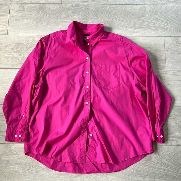 GAP Tops - GAP The Big Shirt Size L